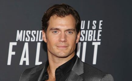 Henry Cavill cambia la capa de Superman por la espada en "The Witcher"