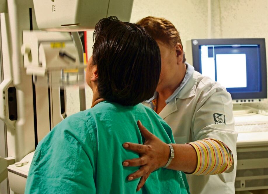 la Secretaría de Salud canceló 35 Normas Oficiales Sanitarias