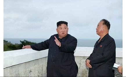 Corea del Norte cancela cumbre con Surcorea; Kim supervisa "nueva arma"