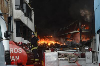 Controlan incendio en fábrica de Tenayuca