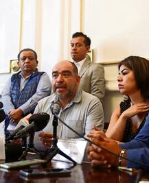 “Van más de 2 mil 200 amparos contra libros”