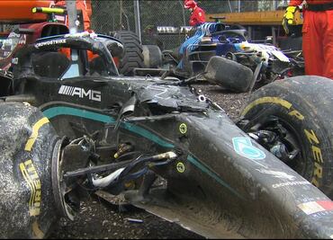 Bottas y Russell dan su versión sobre el accidente en el GP de Emilia-Romagna