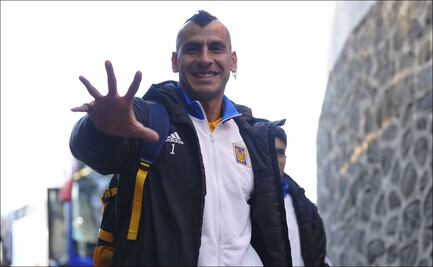 Nahuel Guzmán exhibe al América por el fichaje de Diego Lainez a Tigres