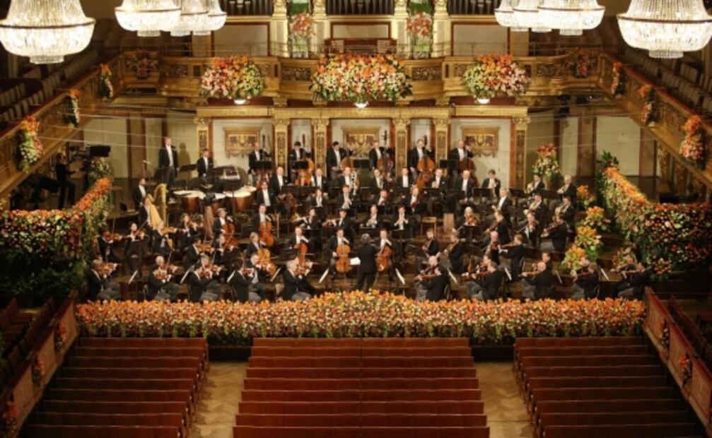 Riccardo Muti dirige en una sala vacía un gran concierto para abrir el 2021