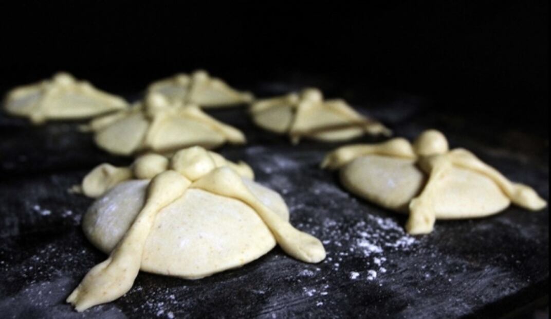 ¿Cuál es el origen del pan de muerto en México?