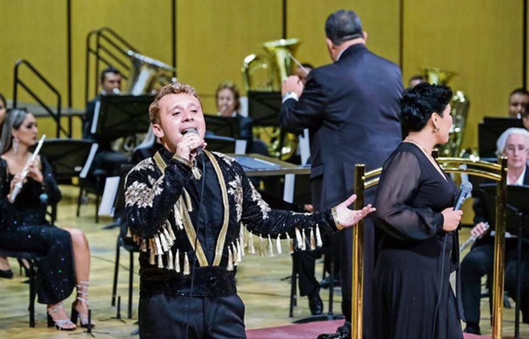 La celebración por el 135 aniversario de la Banda de Música del Estado de Jalisco tuvo la participación de músicos y cantantes de la Banda Sinfónica de Colima. Se planteó, en principio, como un evento cultural. Foto: Facebook Cultura jalisco