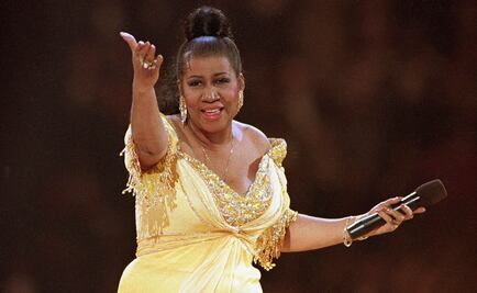 Subastarán más de 30 vestidos y accesorios de Aretha Franklin