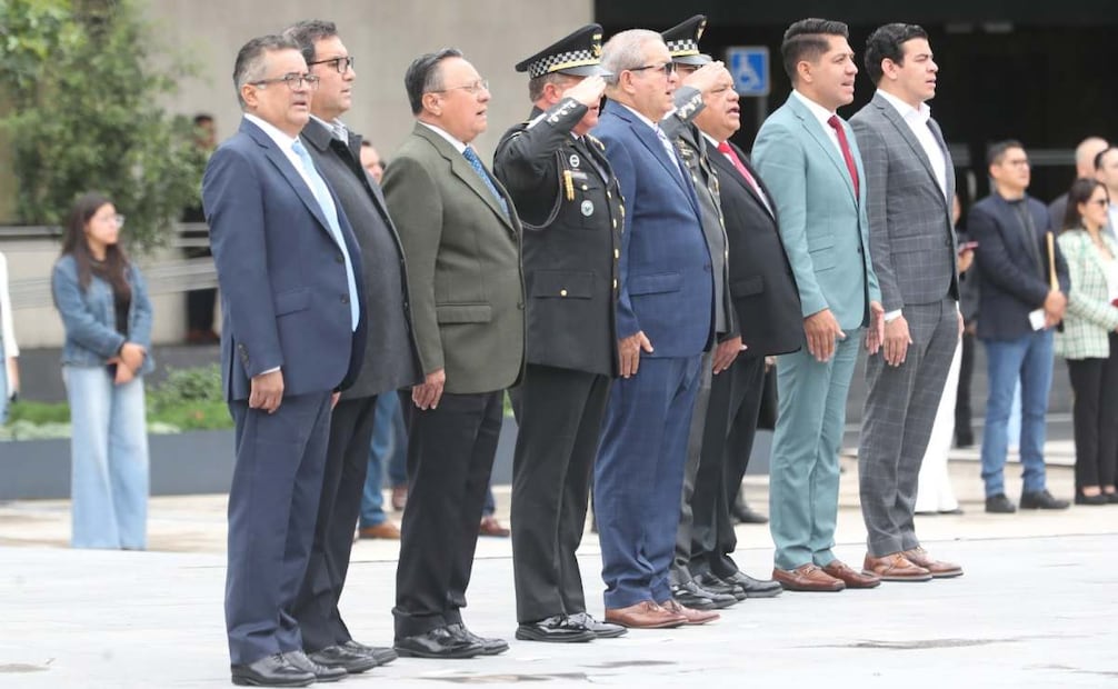 Diputados conmemoran sexto aniversario de la Guardia Nacional con exposición fotográfica. Foto: Especial