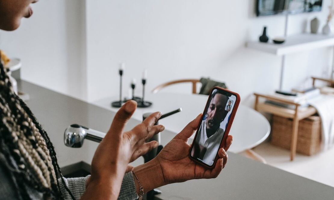 Discusión novios. Fuente: Pexels