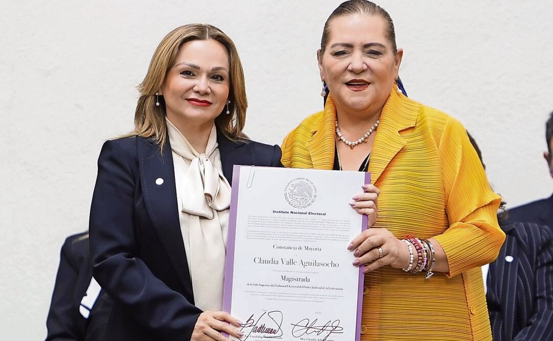 Claudia Valle Aguilasocho fue acreditada como magistrada de la Sala Superior del Tribunal Electoral del Poder Judicial. Foto: Especial