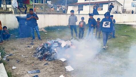 “Libros de texto traen enseñanzas satánicas”, afirman en Chiapas