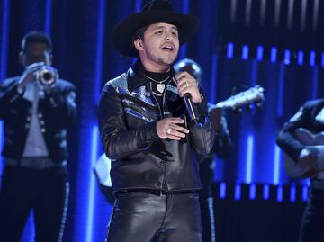 Christian Nodal: Primero lo abuchean y ahora cancela concierto