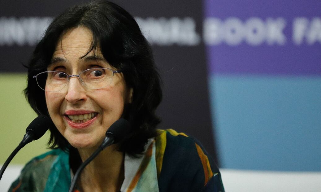 La escritora Coral Bracho en conferencia de prensa, tras la recepción del Premio FIL de Literatura en Lenguas Romances 2023. Foto: Fernanda Rojas/EL UNIVERSAL.