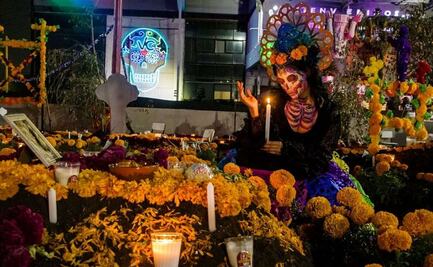 Arranca festival "Entre Ánimas y Flores" con concierto de Aleks Syntek en la Venustiano Carranza