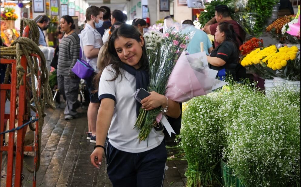Venta de flores en Mercado de Jamaica. Foto: Luis Camacho/EL UNIVERSAL
