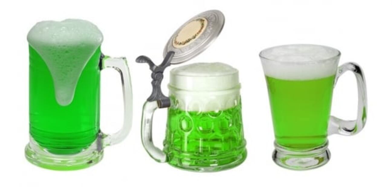 Tómate una chela verde en la CDMX el Día de San Patricio