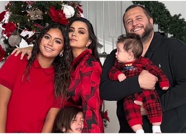 José Ramón López Beltrán y su familia agradecen apoyo con foto navideña; “nos sentimos muy afortunados”, dicen