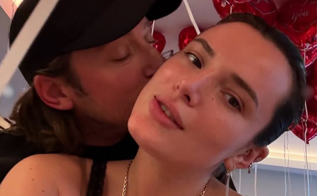 Bella Thorne y Mark Emms comparten sus momentos románticos en redes sin temor a las críticas.