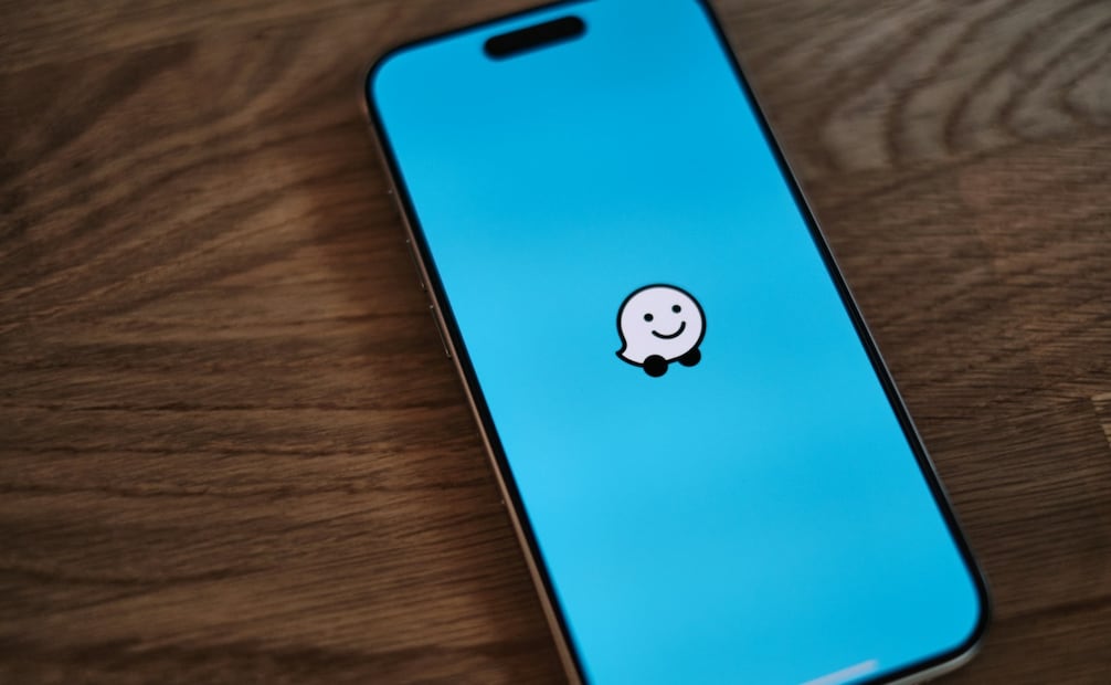 Waze tiene varias funciones ocultas para manejar de manera eficiente. Foto: Unsplash / appshunter.io