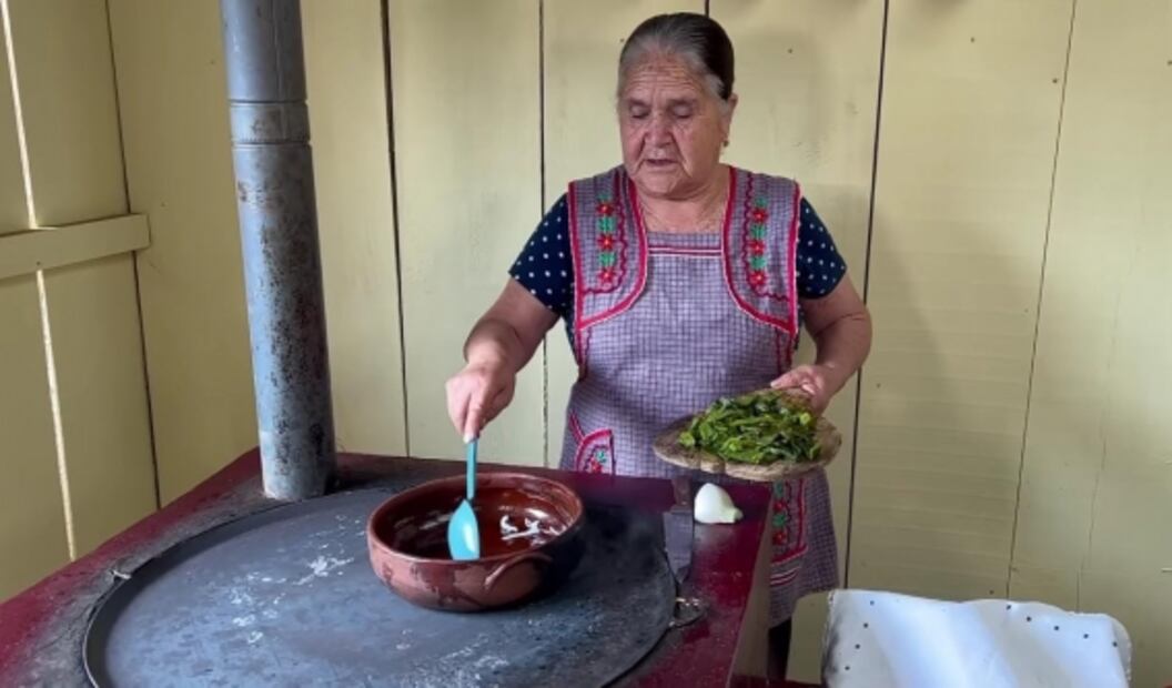Doña Ángela comparte su receta para preparar tamales esponjaditos
