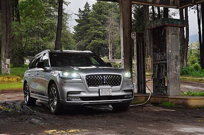 A prueba: Lincoln Aviator Grand Touring 2020, ¿El final de los autos de gasolina convencionales?