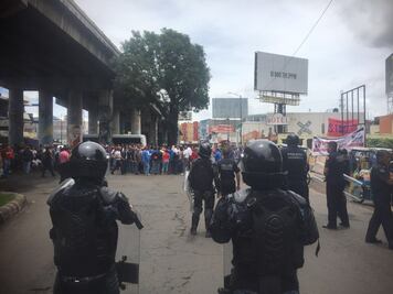 Desbloquea Gendarmería vías del tren en Morelia