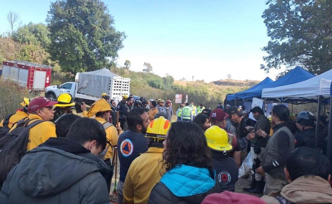 Alcaldía Álvaro Obregón realiza la primera jornada de búsqueda de personas en la barranca de Tarango.
Foto: Especial.