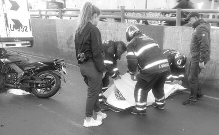 Muere motociclista tras impactarse contra camioneta del servicio de limpia en alcaldía Álvaro Obregón
