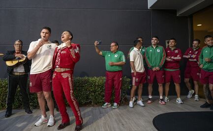 La Selección Mexicana recibe serenata previo a la final de Copa Oro