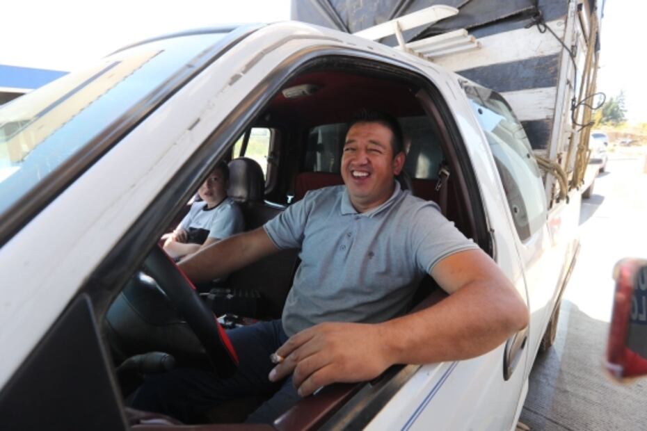 Tras sistema ponchallantas, automovilistas se quejan de baches en autopista Tenango-Ixtapan de la Sal