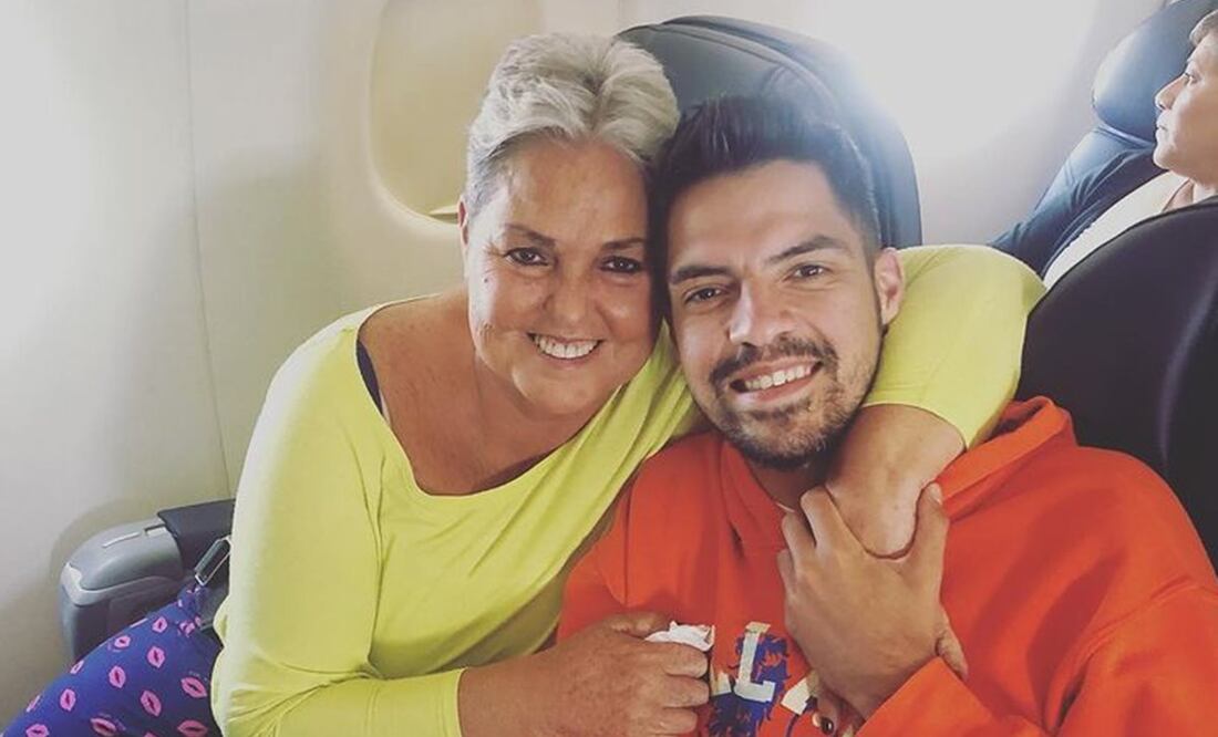 Lupita D'Alessio y su hijo César. Foto: Instagram