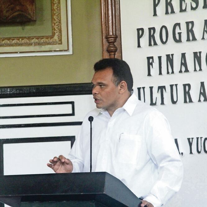 De comprobarse la falta de recursos por parte de la gestión de Rolando Zapata, se harán las denuncias correspondientes, advierte la Contraloría. (ARCHIVOE EL UNIVERSAL)