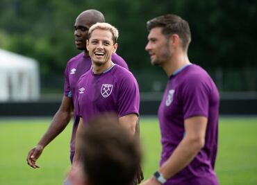 Javier Hernández cambiará de número con el West Ham