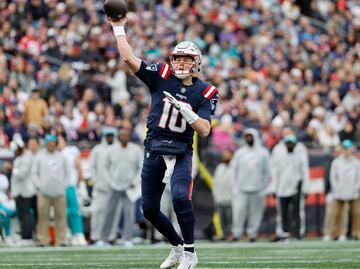 Los Patriots vencieron a Miami y dependen de sí mismos para acceder a Playoffs