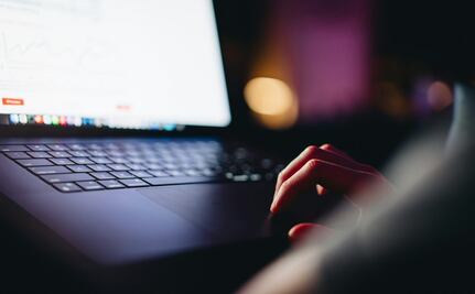 Sheinbaum insiste en regular la IA para proteger empleos como el doblaje; alista laboratorio de inteligencia artificial