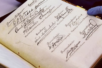 La Carta Magna en 40 lenguas indígenas