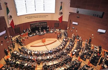 Oposición en el Senado presenta ante Corte acción de inconstitucionalidad contra ley eléctrica