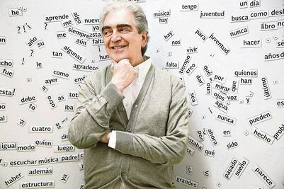 El escritor David Huerta lamenta muerte de Tovar y de Teresa