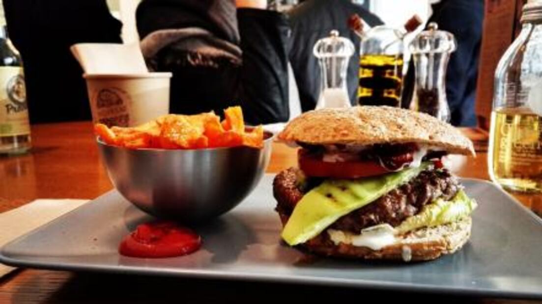 Alimentos baratos que dañan tu salud
