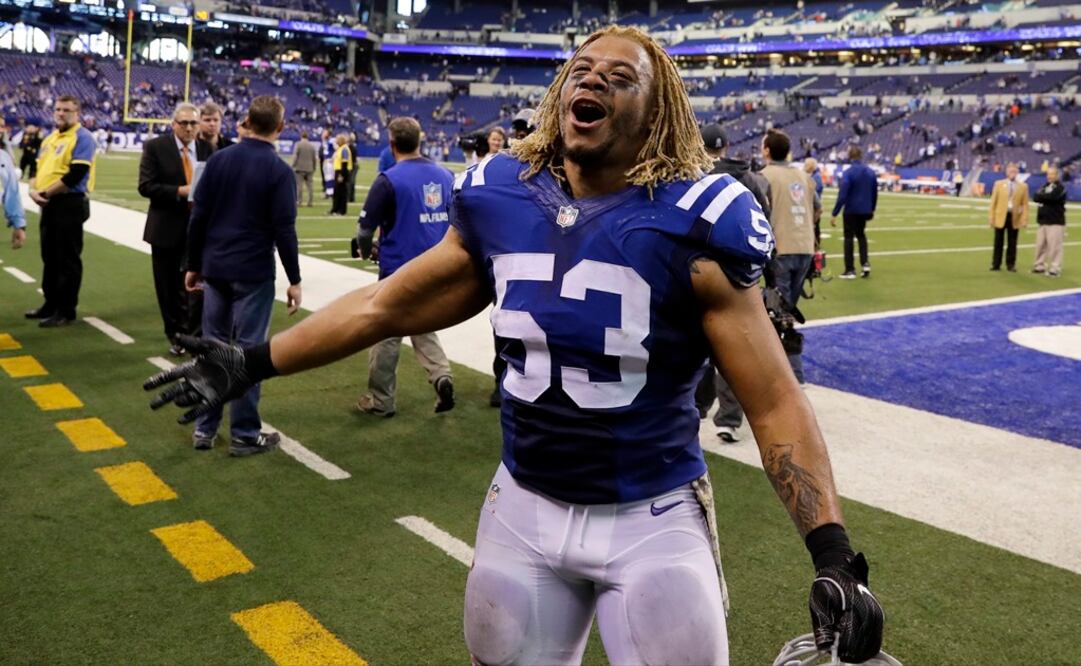 En imagen de archivo del 20 de noviembre de 2016, el linebacker Edwin Jackson, de los Colts de Indianápolis (Foto: AP)