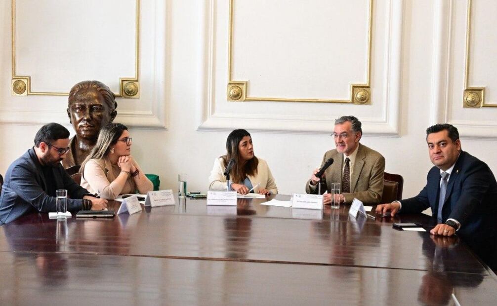 Diversas personas se reunieron en el primer foro para abolir las corridas de toros (18/02/2025). Foto: Especial