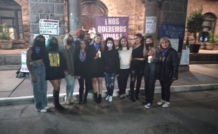 La foto de la protesta feminista antes del ataque en Guaymas, Sonora