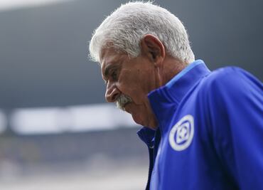 Ricardo ‘Tuca’ Ferretti necesita de sus goleadores o se va de Cruz Azul