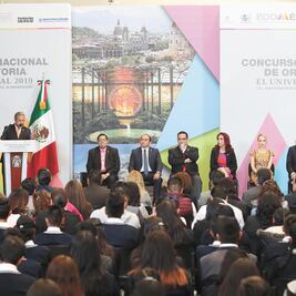 Jóvenes analizan la violencia de género