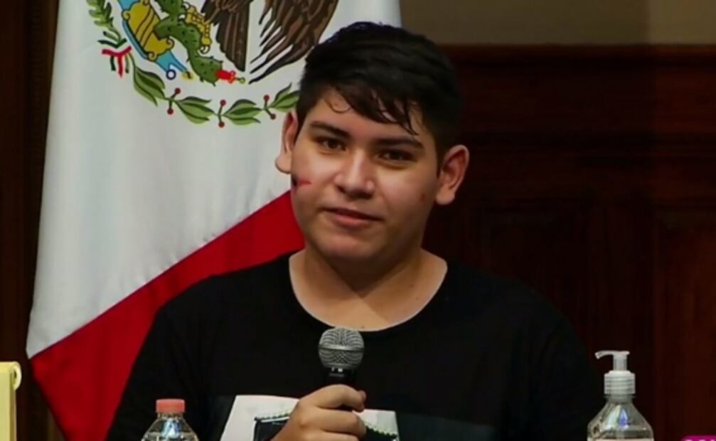 Isaac de 16 años vence al Covid-19, tras 10 días intubado en Nuevo León