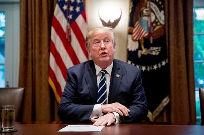 Trump dice que se "expresó mal" y acepta conclusión de inteligencia sobre injerencia rusa