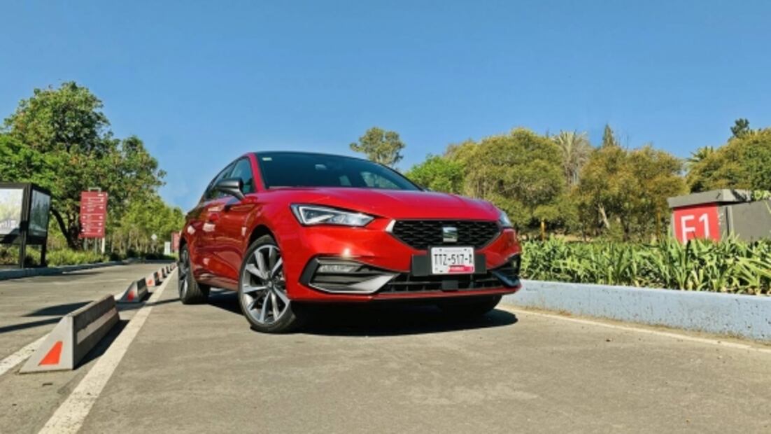 A prueba: SEAT León 2021, el retorno del rey 