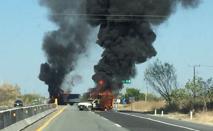 Segundo día de bloqueos carreteros en Michoacán