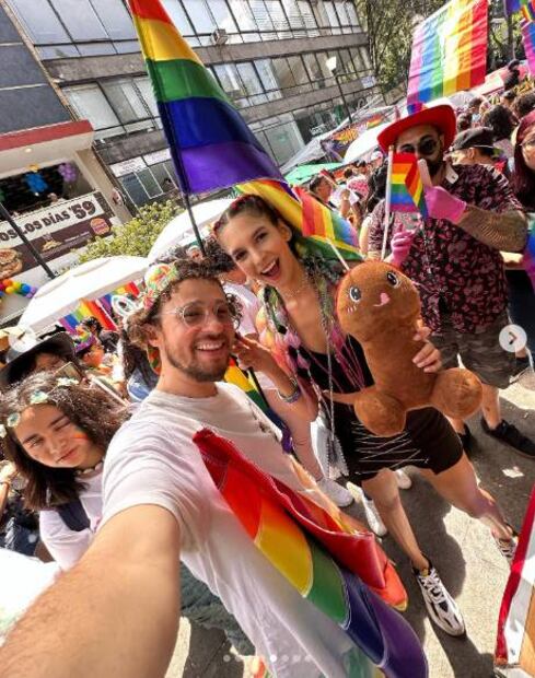 Luisito Comunica asiste a la marcha LGBT+ Foto: Especial