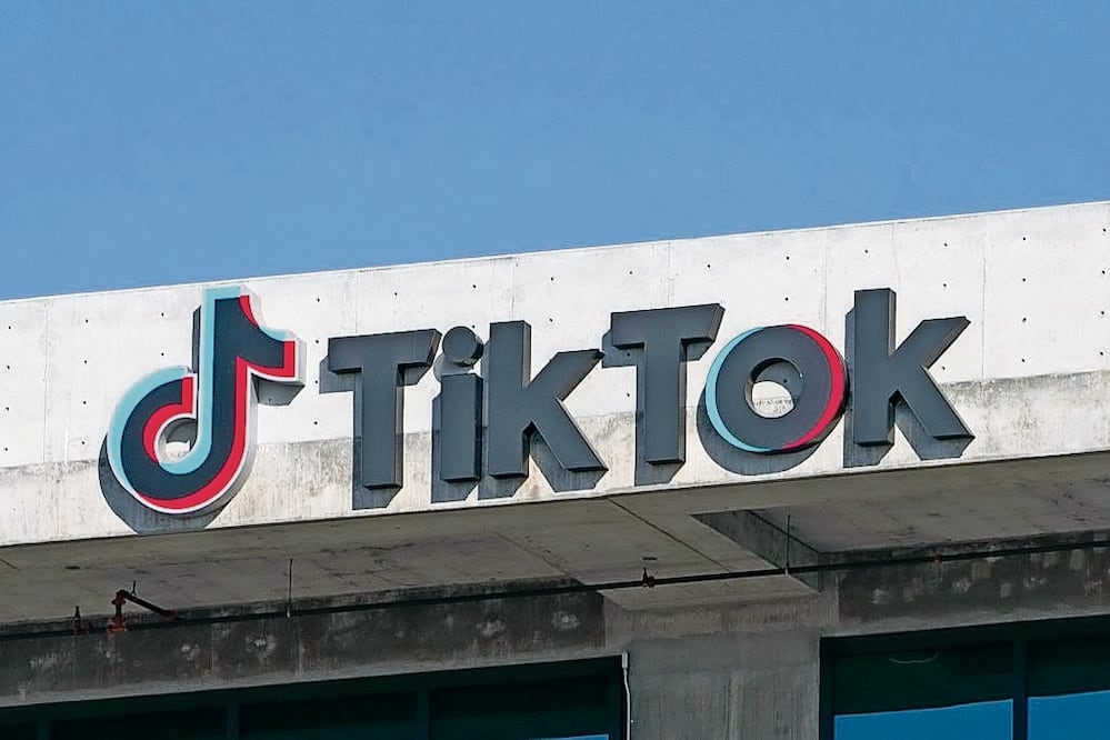 Este miércoles, el presidente Joe Biden firmó el proyecto de ley que incluye ayuda para Ucrania e Israel y obliga a vender o prohibir TikTok en Estados Unidos.